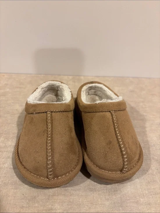 Source Unknown Kids Brown Faux-Suede Slip-On Slippers