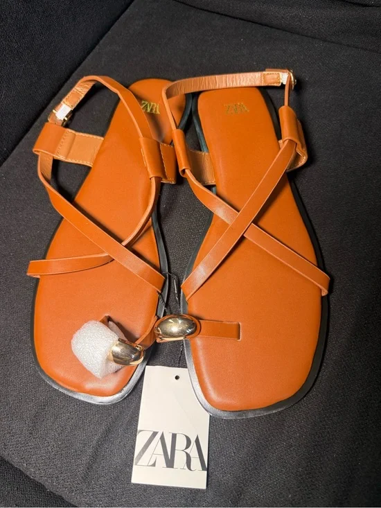Zara Women's Cognac Strappy Toe-Ring Flat Sandals with Gold Accent