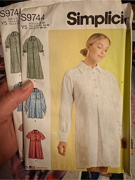 BN UNCUT SIMPLICITY 9744 Y5 PLUS SIZE SHIRT DRESS SEWING PATTERNS
