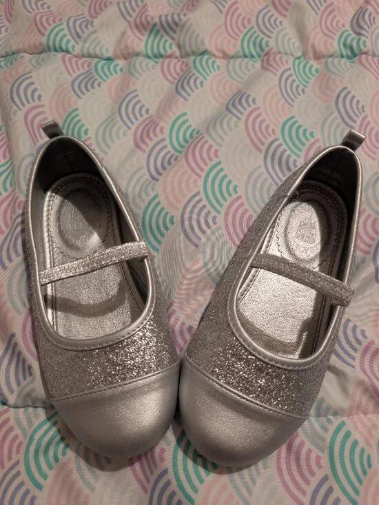 Disney Bippity Boppity Boutique slippers Kids size 12
