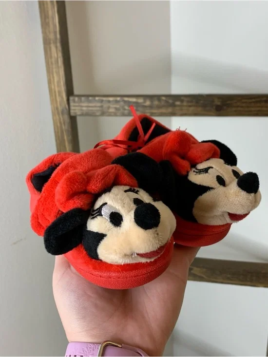 Disney Minnie Mouse Red Plush Slippers Size 5
