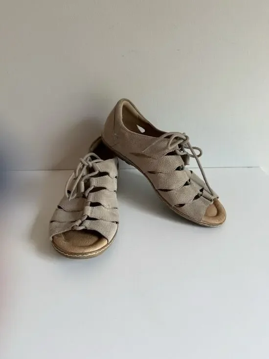 Earth Plover Gladiator Sandals Women's Size 7 Taupe Nubuck Lace-Up Comfort