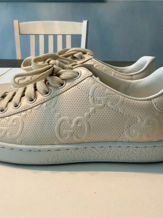 Gucci Cream GG Leather Low-Top Sneakers