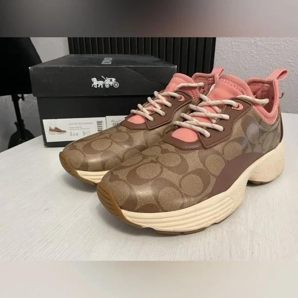 Coach Women's Tan and Pink Sneakers