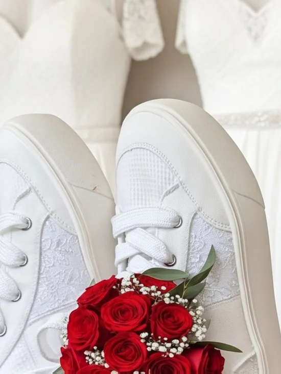 Rocket Dog White Women's Lace-Panel Platform Sneakers