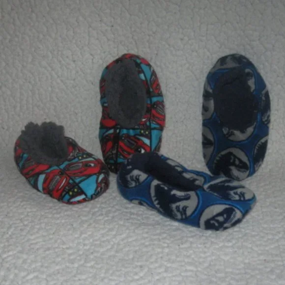 5/$30 Boys Viacom Slip On Fuzzy Slippers