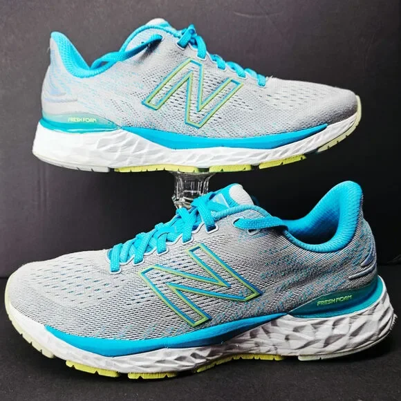 New Balance Women 9.5