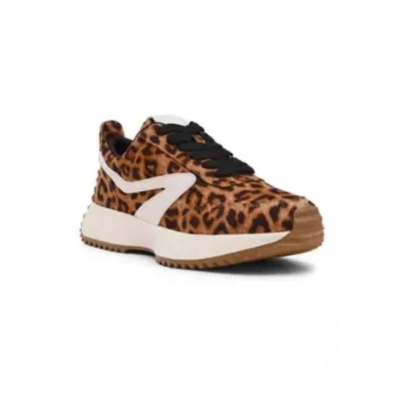 Dolce Vita‎ Leopard Print Sneakers BYNX