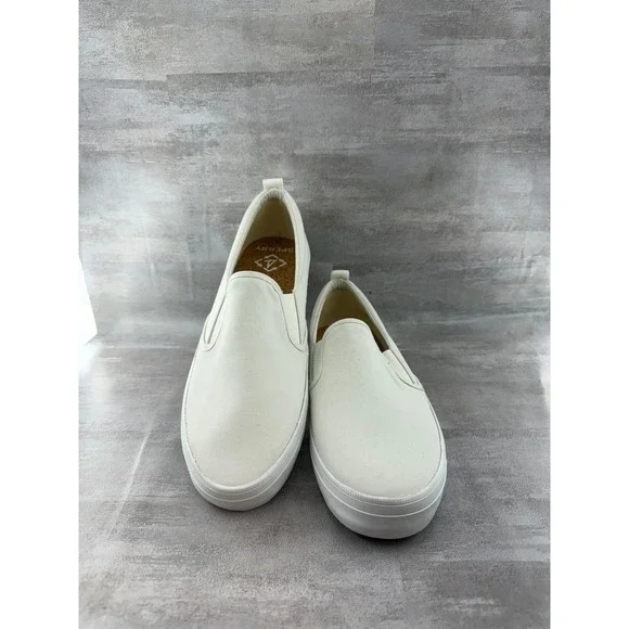 Sperry Crest Vibe SeaCycled Womens 11 White Canvas Slip On Sneakers STS88145