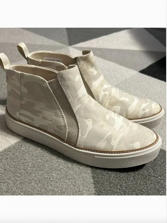 Toms Bryce Egret Camo Printed Canvas Mid Cut Slip‎ On Sneakers Women's Size 9