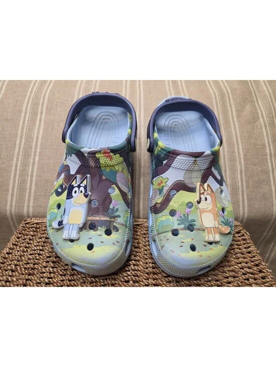 Crocs Unisex-Adult Bluey Classic Clogs Mens 6/Womens 8