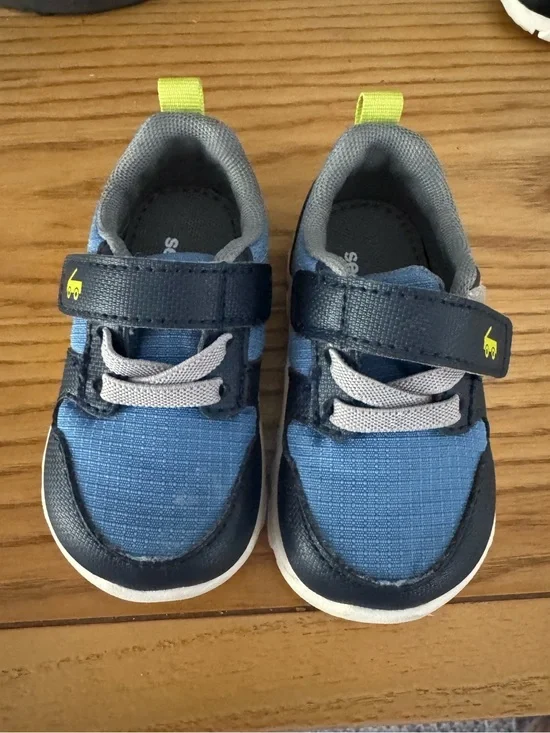 See Kai Run Blue and Navy Sneakers with Lime Pull Tab
