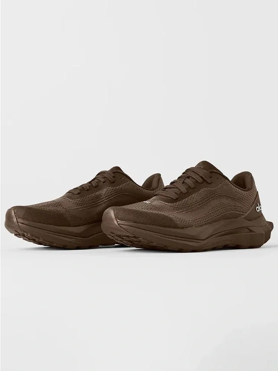Alo | Runner Sneaker | Espresso