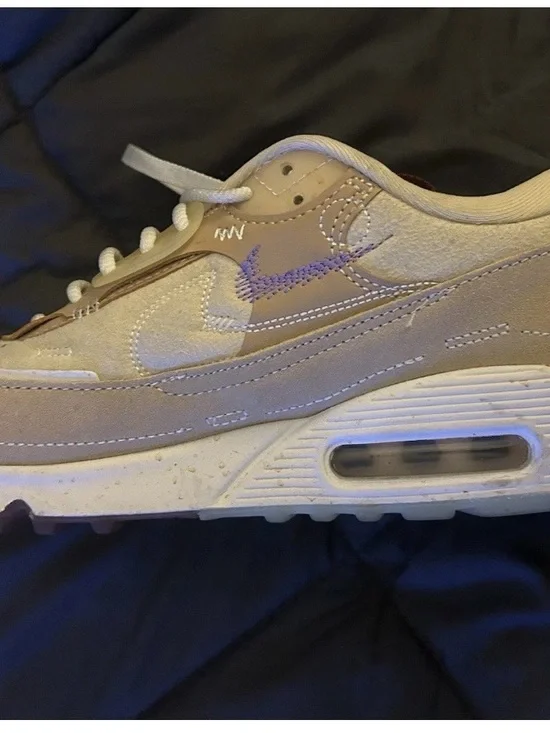 Nike Women’s Beige and Purple Air Max Sneaker