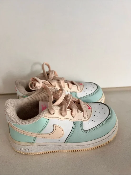 Nike Kids Mint, Pink & Cream Low-Top Sneakers
