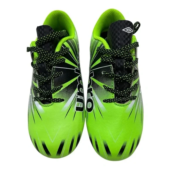 Umbro Kids Neon Green and Black soccer cleats #soccercleats#soccer#Sport#athlete