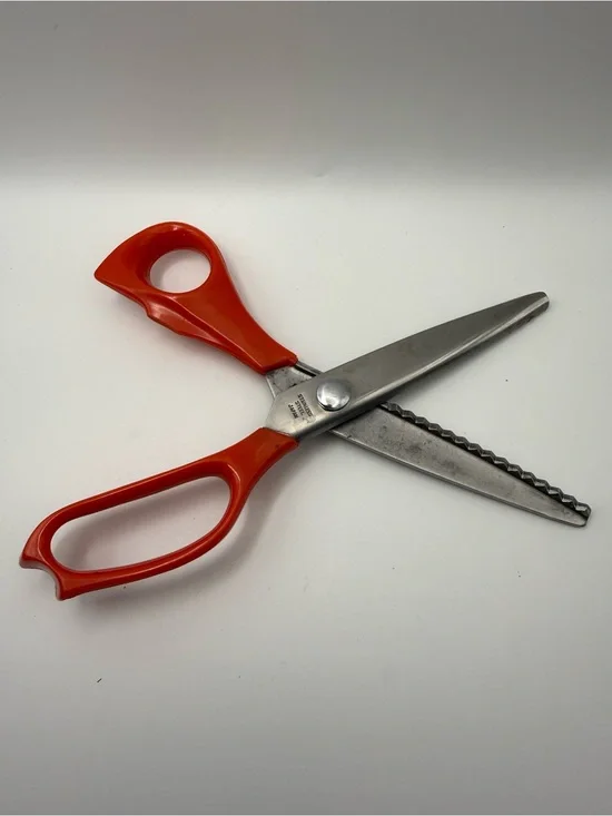 Source Unknown Orange Zigzag Edge Craft Scissors