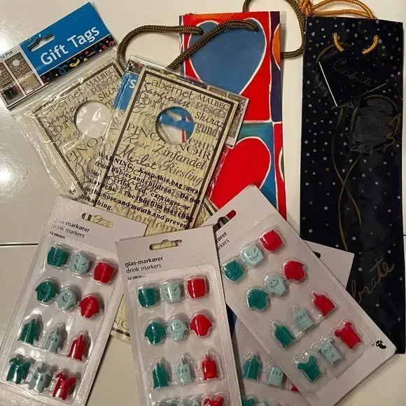 Wine Bags, Wine Tags & Wine Markers‎ (p/s)