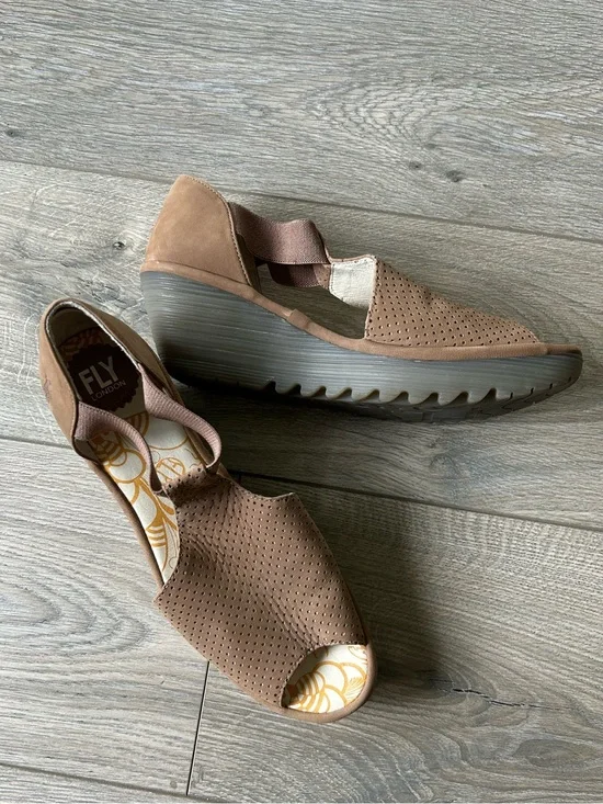 Fly London Perforated Leather Open Toe  Platform Wedge Sandals Size 41