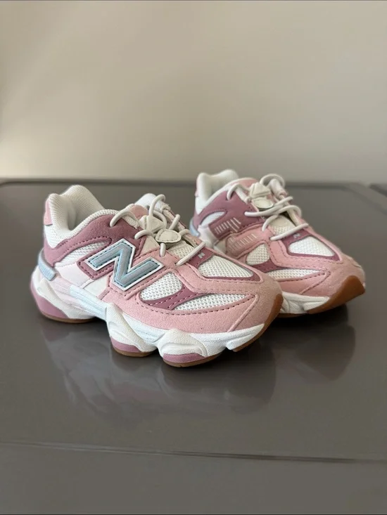 New Balance toddler 9060
