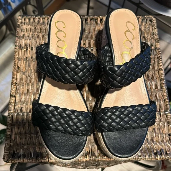 CCOCCI women’s slip on espadrille wedge size 8‎