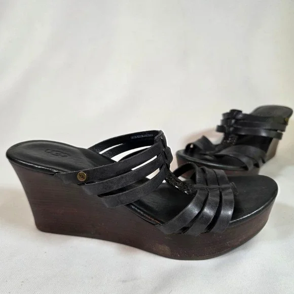 UGG Mattie Wedge Sandal Black Leather Strappy‎ Wood Platform Womens 7.5