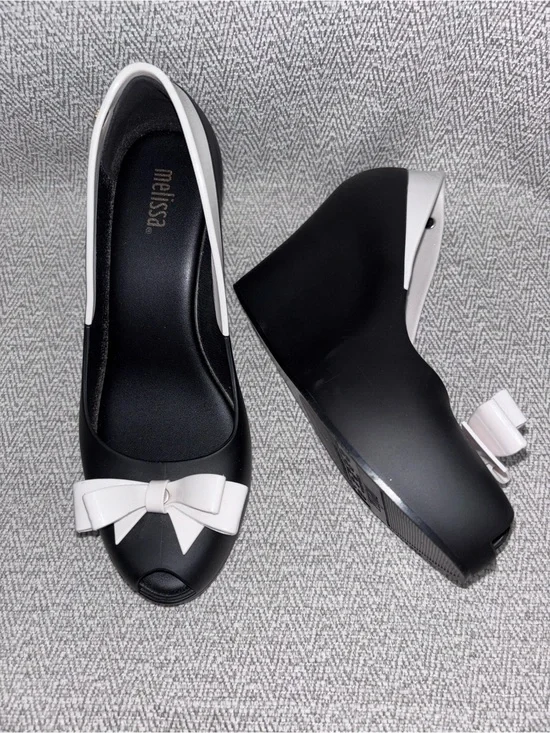 Melissa Queen black jelly platform peeptoe wedge heels bow detail size 7