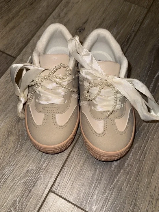 cupcakes & cashmere Cream and Blush Pearl Ribbon Kids Sneakers