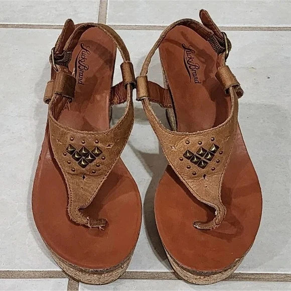 Lucky brand Narnie leather studded cut‎ out cork Wedge Sandals women's size 8.5