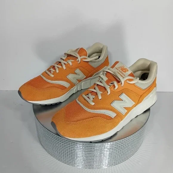 New Balance  women Orange Sneakers size 9.5 brand new