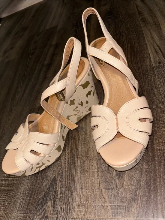 Women's Cream Wedge Sandals - Slingback Peep Toe
