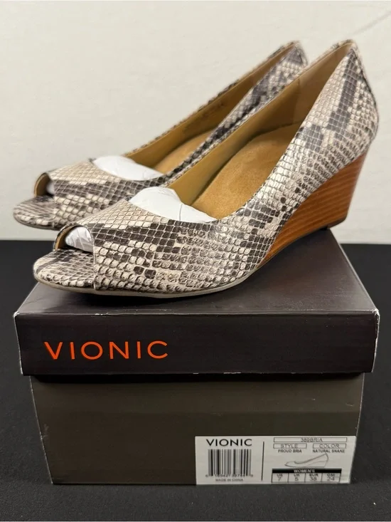 Vionic - Bria Natural Snake Peep Toe Wedge Stacked Heel NIB Size 7 MSRP $130