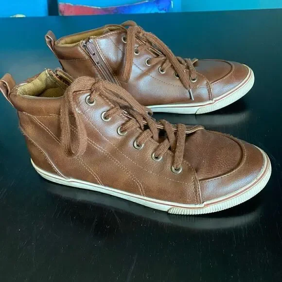 Cat & Jack Sneaker Boots Brown side zip faux leather size 6