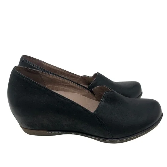 Dansko Loralie Wedge Loafers Womens 39 US 8.5 Black Leather Slip On Career