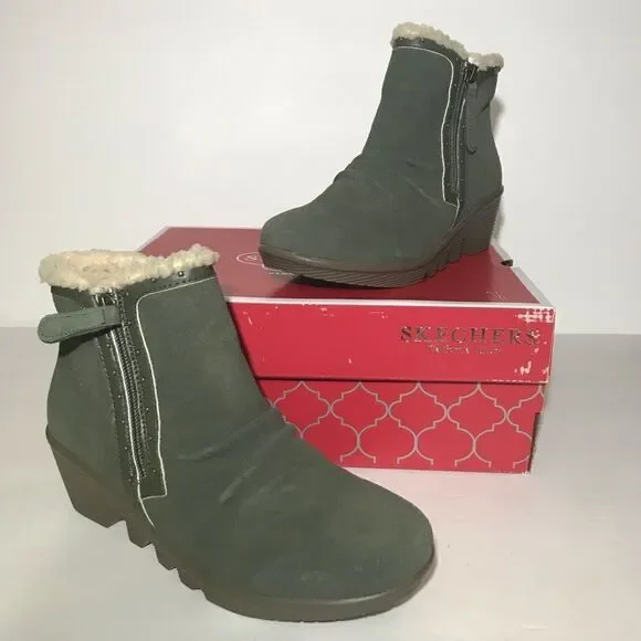 Skechers Jumper Studded Sherpa Trim Bootie