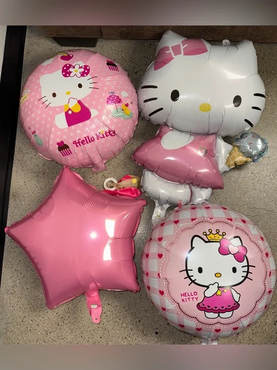 Hello Kitty Pink Party Balloon Bouquet - 4-Piece Set