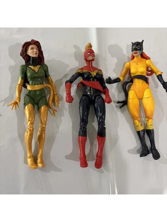 MARVEL UNIVERSE LEGEND SERIES CAPTAIN MARVEL CAROL DANVER, HELLCAT, PHOENIX JEAN