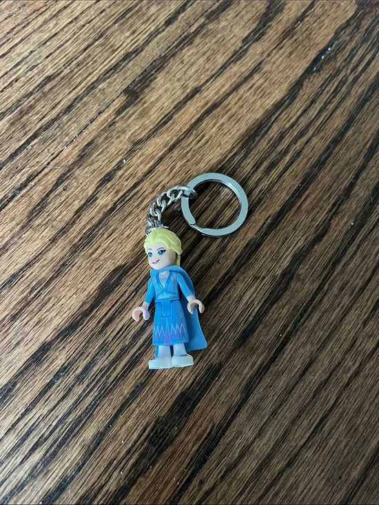 Disney Frozen Elsa LEGO keychain
