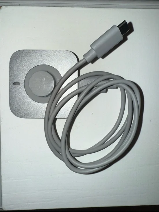 Oura Ring 4 Size 8 Charger with Cable