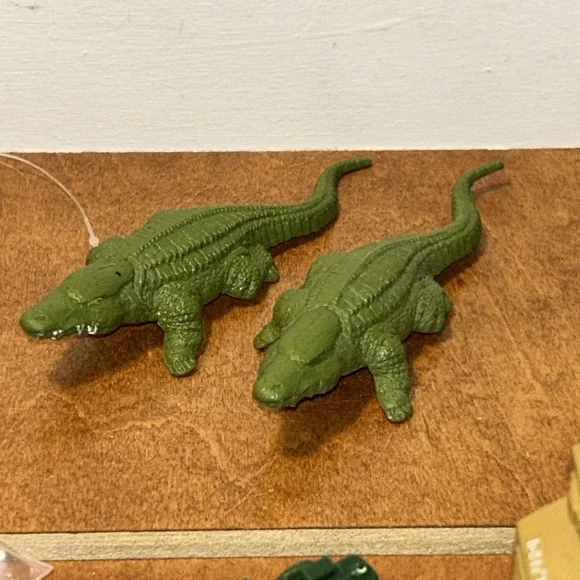 2 Vintage GI Joe Croc Master Crocodile 1987  Hasbro Sidekick Accessories B2