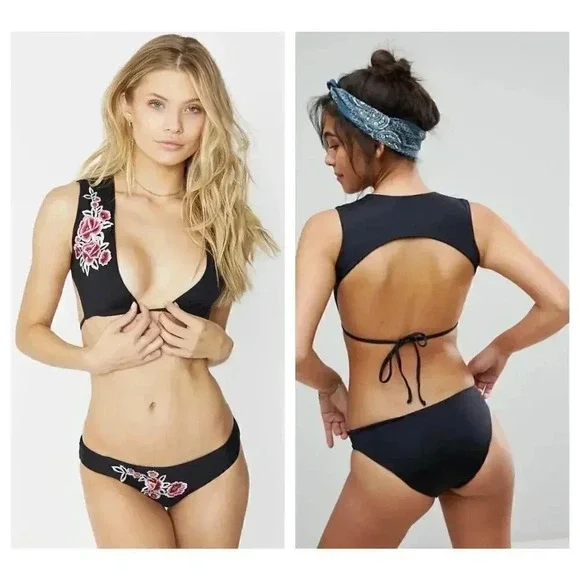 Frankie's‎ Bikinis Summer Black Rose Bikini Bottom Size Large