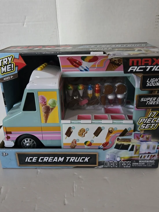 Maxx Action Kids Ice Cream 17 Piece Truck Playset Lights & Sound