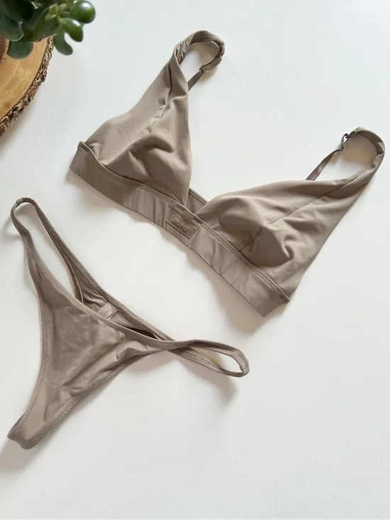 SKIMS Swin Tan Plunge Bralette and Thong Swimwear Set | Medium