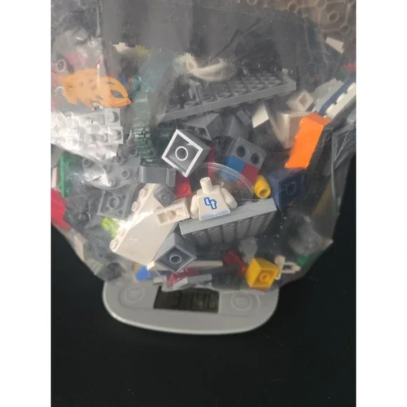 LEGO‎ 4 LB Bags Of Bulk Assorted Parts Pieces Bricks Lots of Variety