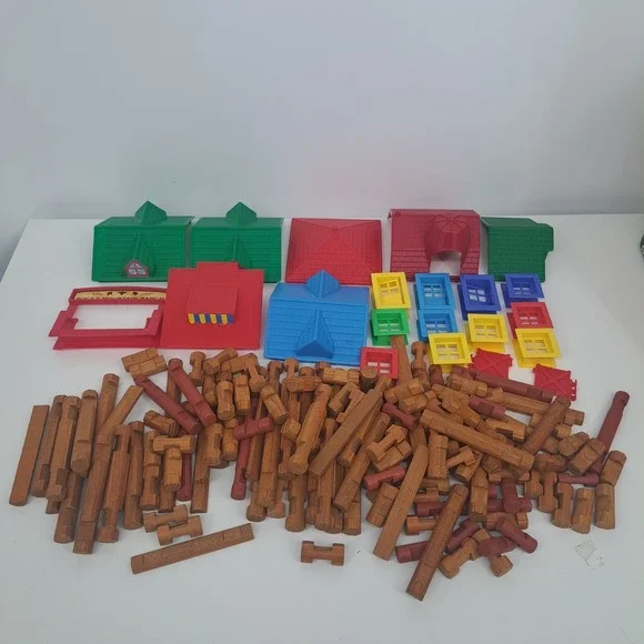 Lincoln Logs Rocky Mountain Ranch Building Set Wood Logs Plastic Roofs Windows