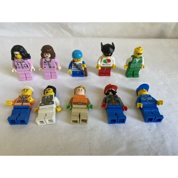 Lot of 10 Lego Minifigures #78