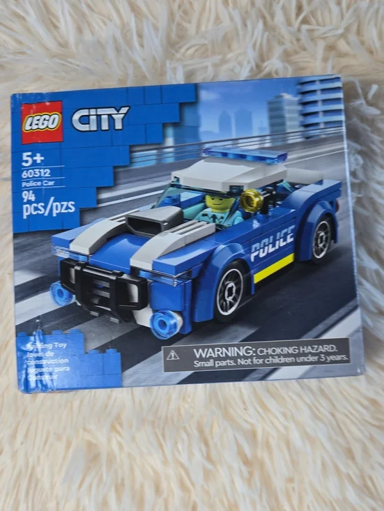 NEW Lego City Blue and White Police Car Building Set