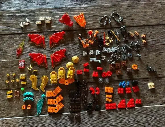 Ninjago Lego replacement pieces, Boa Destructor , red dragon wings READ