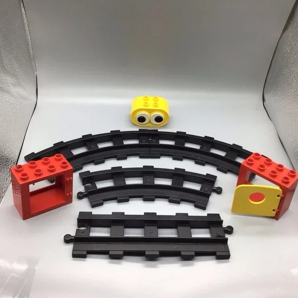 Duplo Train Track Pieces, Bricks Lot‎ Of 7