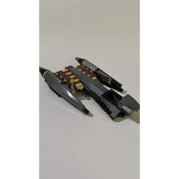 LEGO Star Wars: General Grievous Starfighter 7656 missing parts